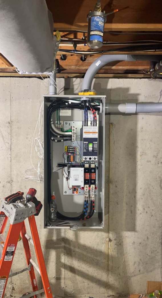 400-amp automatic transfer switch with terminated feeders